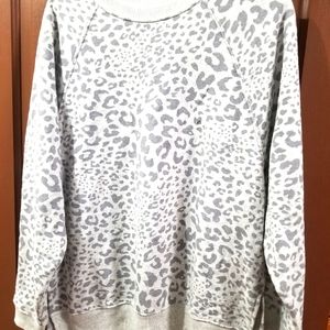 American Eagle leapord print sweatshirt, sz XS